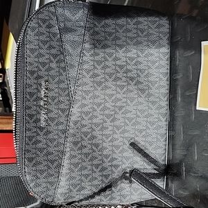 Michael Kors small purse NWOT